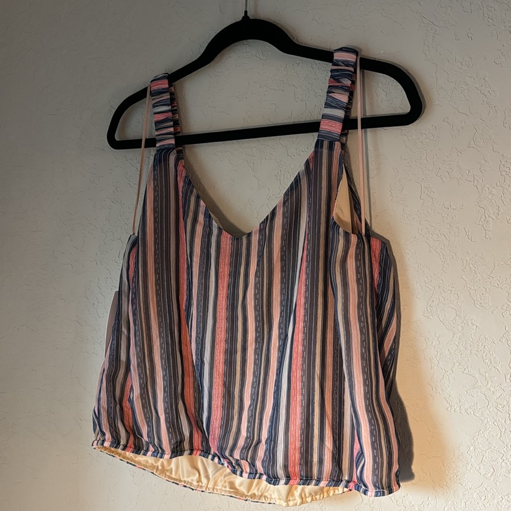 NWT Nine Britton Cream & Blue Cropped Tank Blouse | Stitch Fix | Size L | Casual - Picture 3 of 5